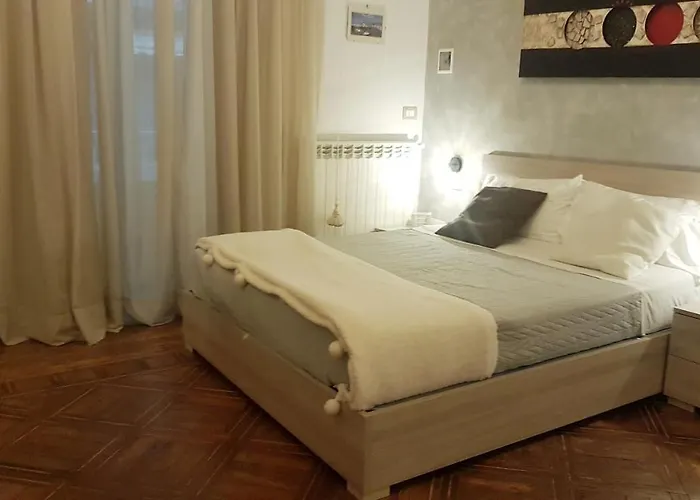 Alojamento de Acomodação e Pequeno-almoço Storica 3*